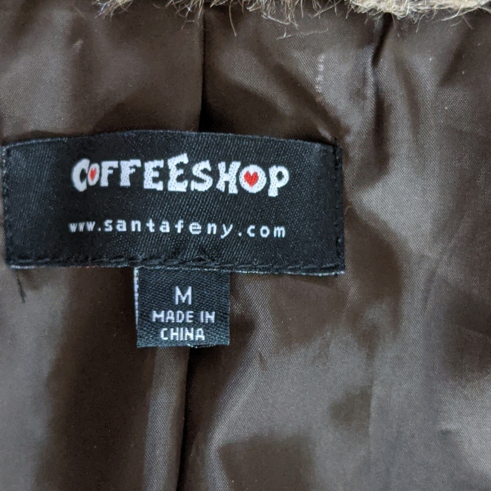 Coffeeshop Faux Fur Vest size Medium - Picture 7 of 9